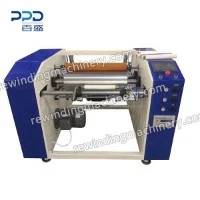 Machine de rembobinage pour papier d'aluminium